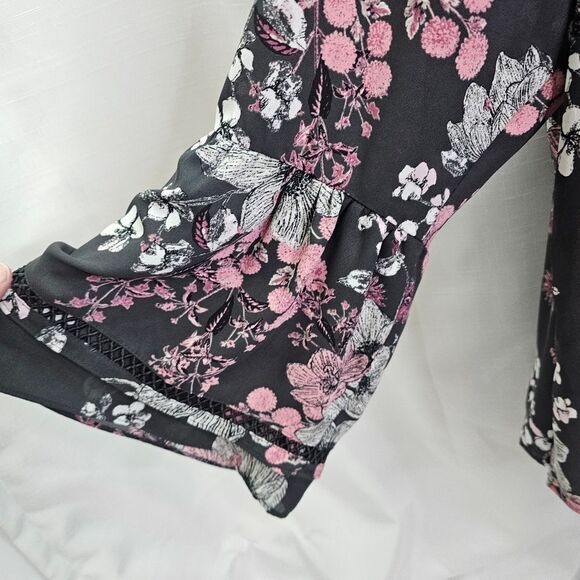 Style & Co Pink and Gray Floral Boho Bell Sleeve Popover Blouse Size 3X - Picture 4 of 9